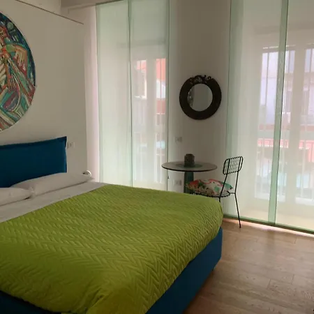 Bed & Breakfast Dimora Megaride Naples