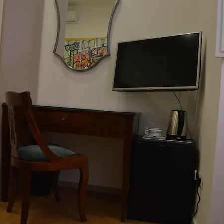 Dimora Megaride Bed & Breakfast 4*