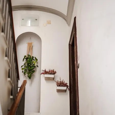 Bed & Breakfast Dimora Megaride Naples