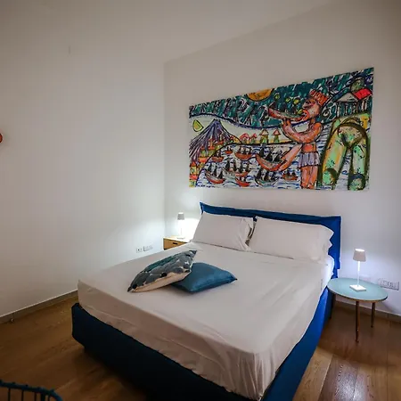 Dimora Megaride Bed & Breakfast Naples