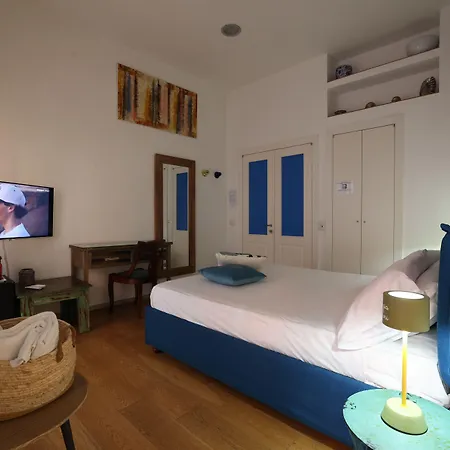 Bed and breakfast Dimora Megaride 3*